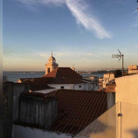 Cosy Alfama Hideout - With Rooftop Terrace Lisboa Екстериор снимка